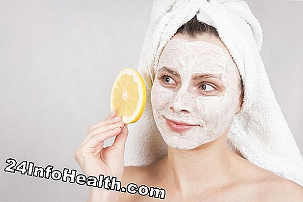Como você pode tratar a pele oleosa em seu rosto?