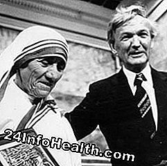 Mẹ Teresa đoạt giải Nobel Hòa bình năm 1979 ở tuổi 69.